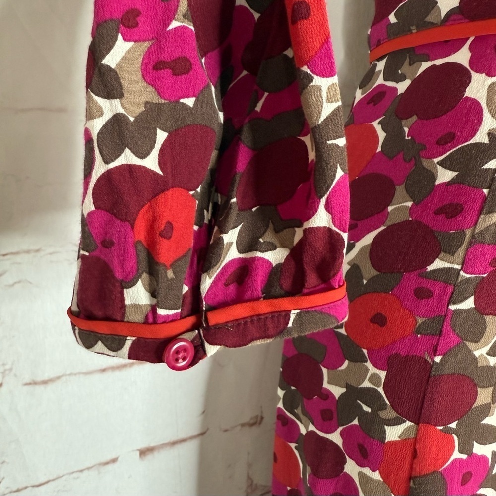 VTG BODEN Mod Floral Print Reds Oranges Tan Faux Wrap 3/4” Sleeve Dress Size 10L - Picture 10 of 15